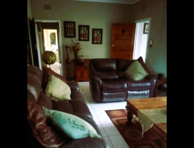 3 BEDROOM HOUSE FOR SALE IN RAVENSKLIP
